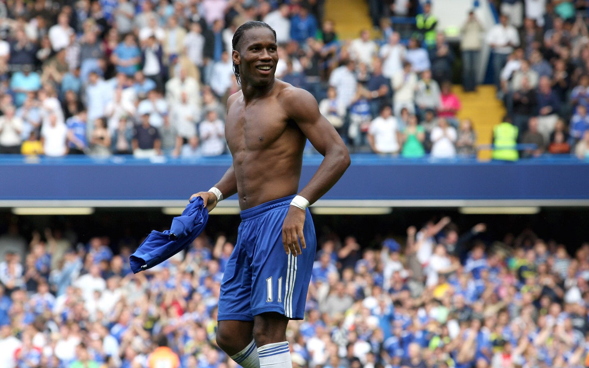 曼城3-1胜伯恩茅斯，哈兰德多次梅开二度，曼城对战伯恩利